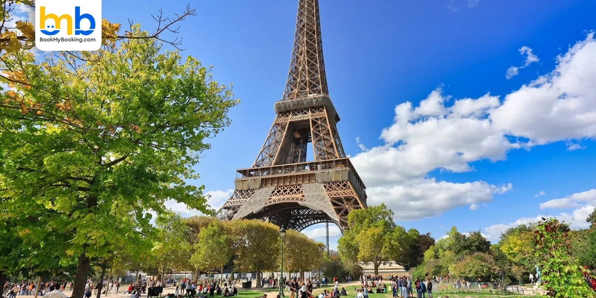 Paris Tourist Attractions Reduce Operating Hours As France Faces Intense Heatwave