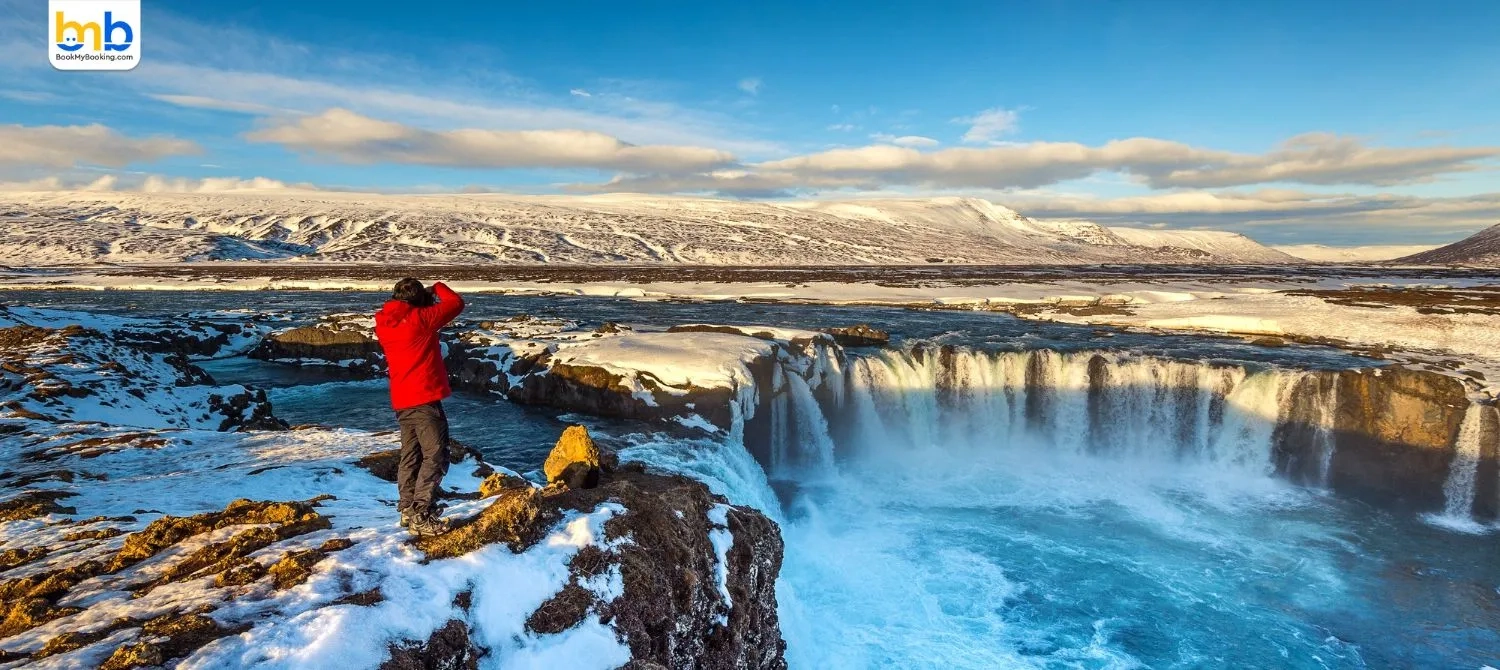 Explore Vatnajökull Glacier- Iceland Adventure