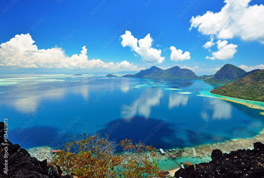 A Touristy Holiday Destination- Borneo Island 