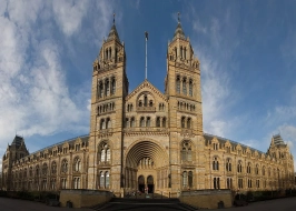 NATURAL HISTORY MUSEUM LONDON