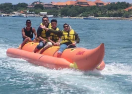 BALI BANANA BOAT