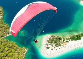PARAGLIDING IN OLUDENIZ